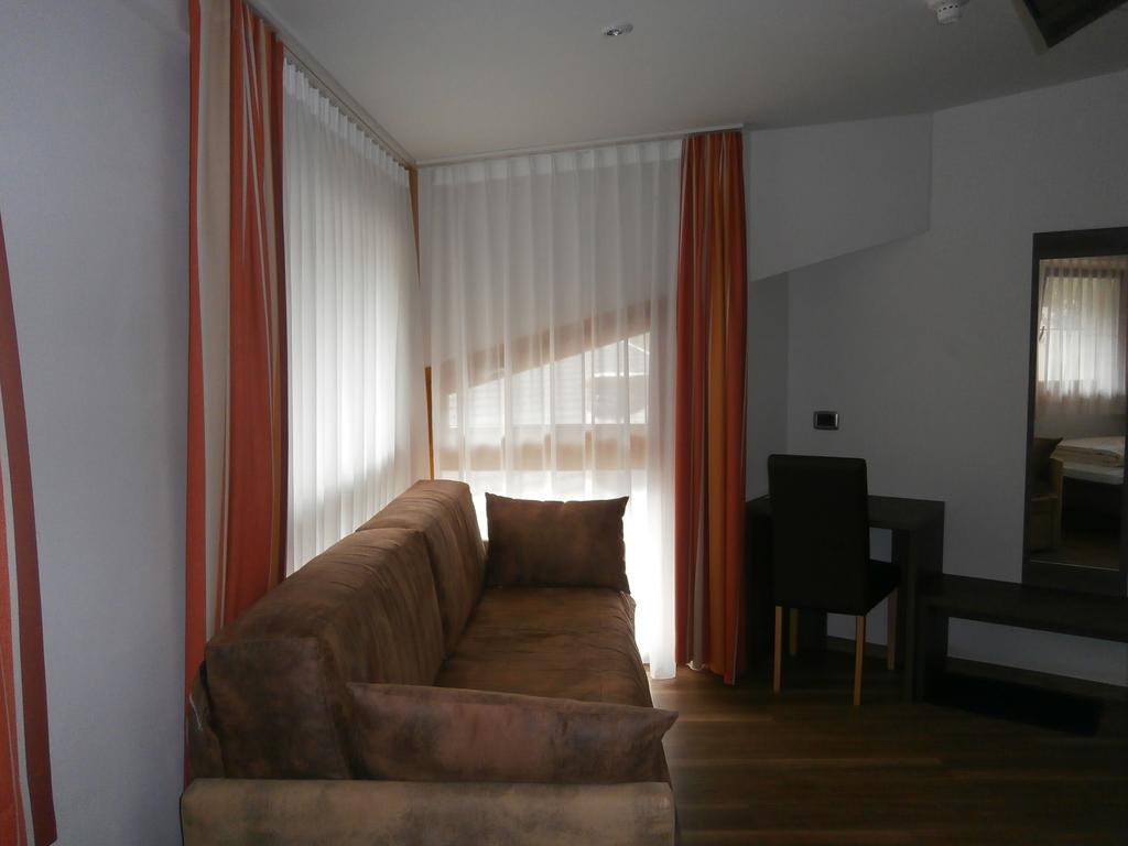 Hotel Schoelzhorn Superior Racines Bilik gambar