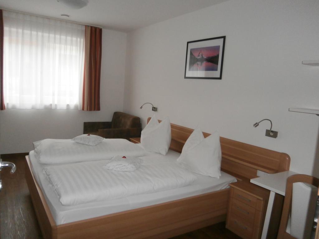 Hotel Schoelzhorn Superior Racines Bilik gambar